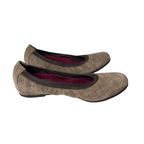 Munro Vicki Brown‎ Suede Ballet Flats 7.5 Quilted Pattern - Picture 6 of 13